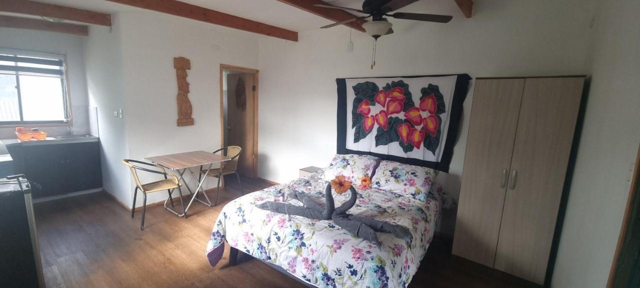 앙가로아 Hostal Henua Roa 2 아파트 외부 사진