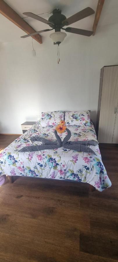 앙가로아 Hostal Henua Roa 2 아파트 외부 사진